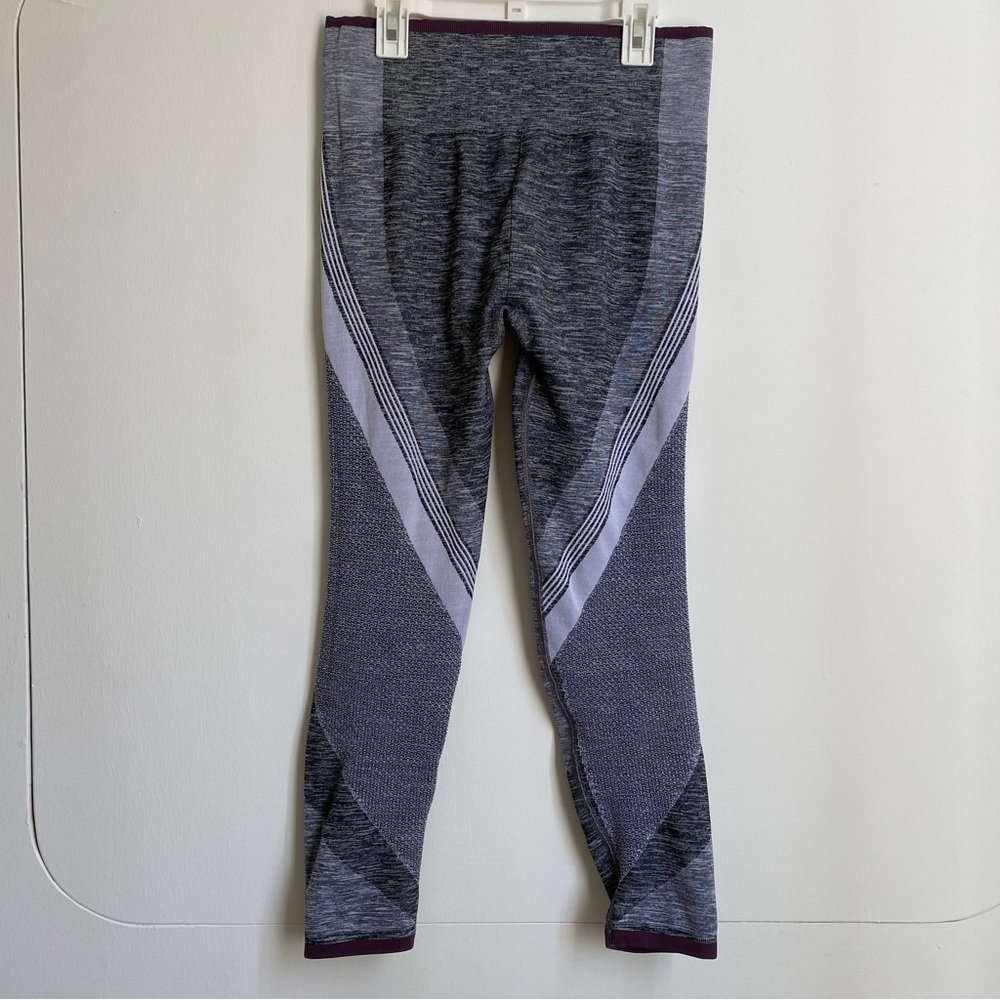 Athleta Impact 7/8 tight leggings M